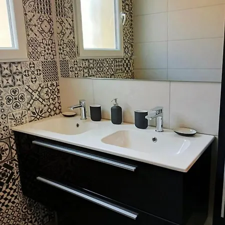 La Perigourdine Bed and breakfast 4*