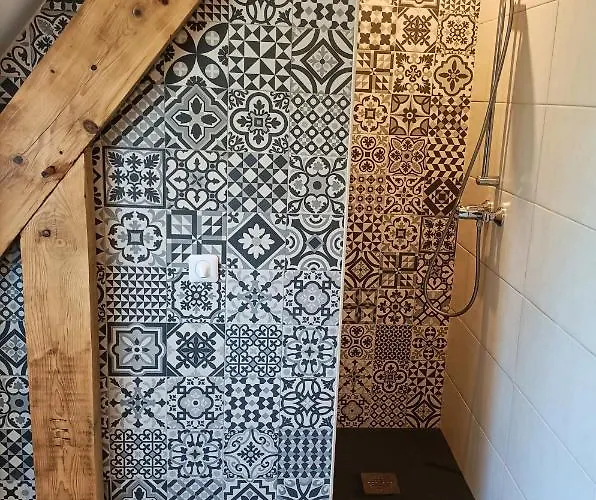 Bed & Breakfast La Perigourdine 4*